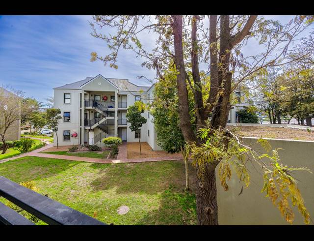 2 BEDROOM APARTMENT FOR SALE IN SILVER OAKS